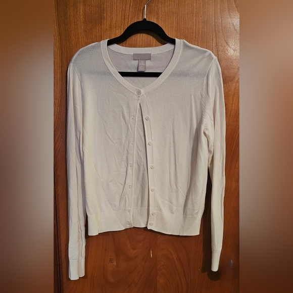 H&M Sweaters - H&M Cream Button Front Knit Cardigan Sweater - Size Medium